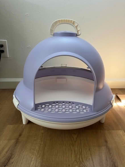 Photo of free Litterbox (Studio City) #1