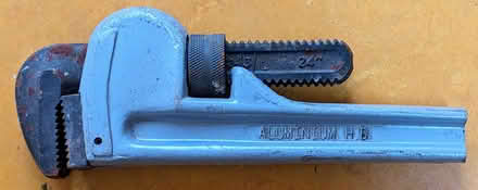 Photo of free Pipe wrench (was) 24" broken handle (Oxford OX4) #1