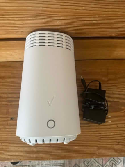 Photo of free Verizon Fios Extender (Tanley Rd & New Hampshire Ave) #1
