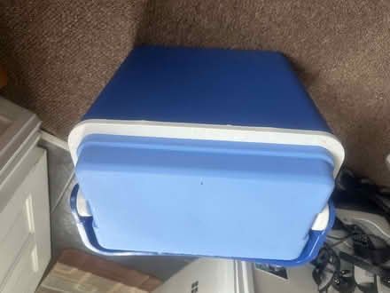 Photo of free Cooler box (GU14) #1