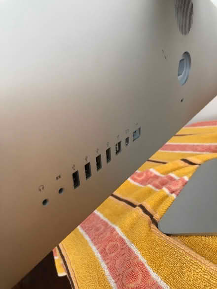 Photo of free iMac (Hanover BN2) #2