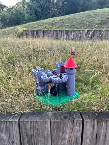 Photo of free Toy castle (Berkhamsted HP4) #2