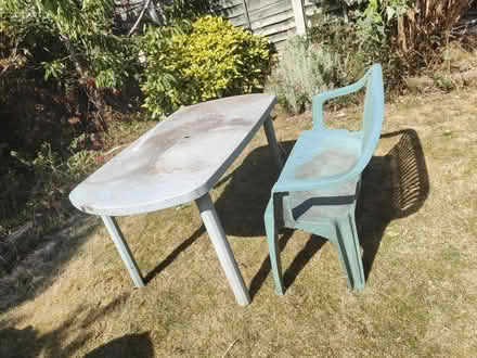 Photo of free Outdoor table and chair (SY3) #1