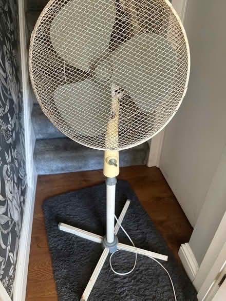 Photo of free Old electric fan (Cuxton ME2) #1