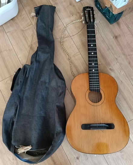 Photo of free Small acoustic guitar (Essex Road, N1) #1