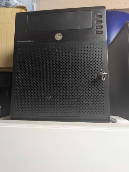 Photo of free HP N40L Micro Server x2 (Kenpshott RG22) #1
