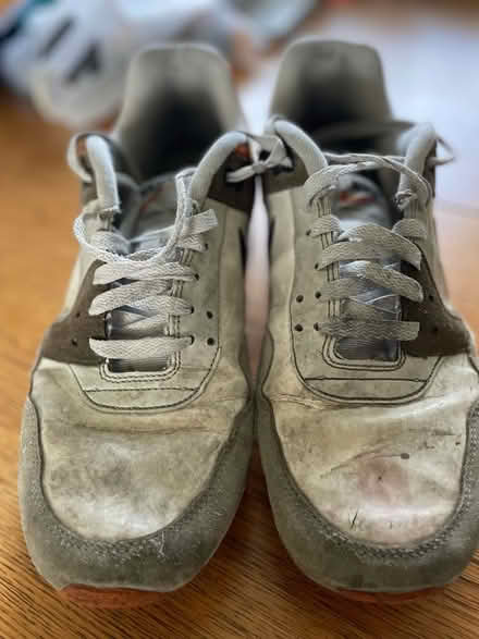 Photo of free Nike trainers size 9.5 (Halifax, HX1) #1