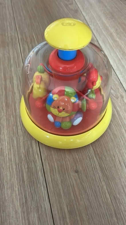 Photo of free Spinning top toy (Calcot RG31) #1