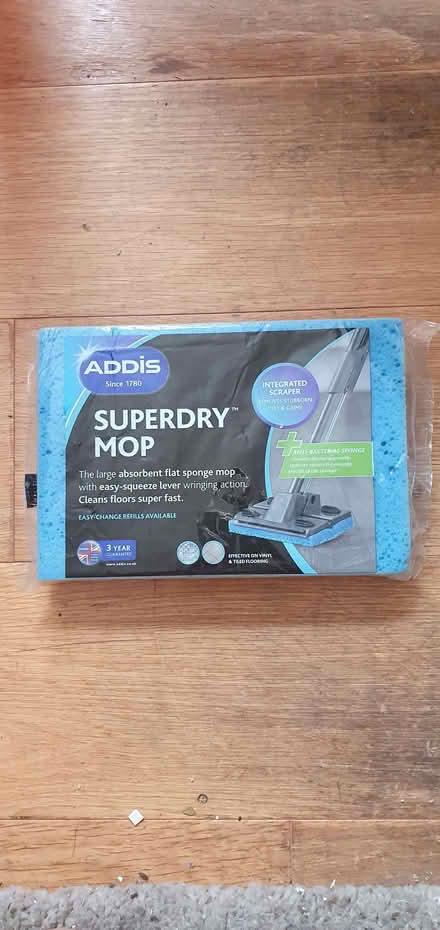 Photo of free Squeezy replacement mop head. New (Hartington Road BN2) #1