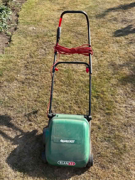 Photo of free Lawnmower (Bedford Park MK40) #1