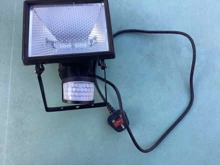 Photo of free Security floodlight with PIR (Horspath OX33) #1
