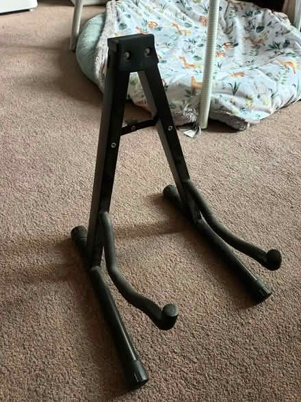 Photo of free Fold out guitar stand (Crookes (S10)) #1