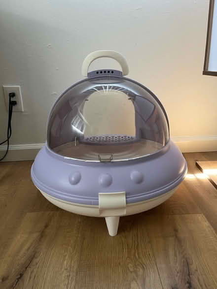 Photo of free Litterbox (Studio City) #3
