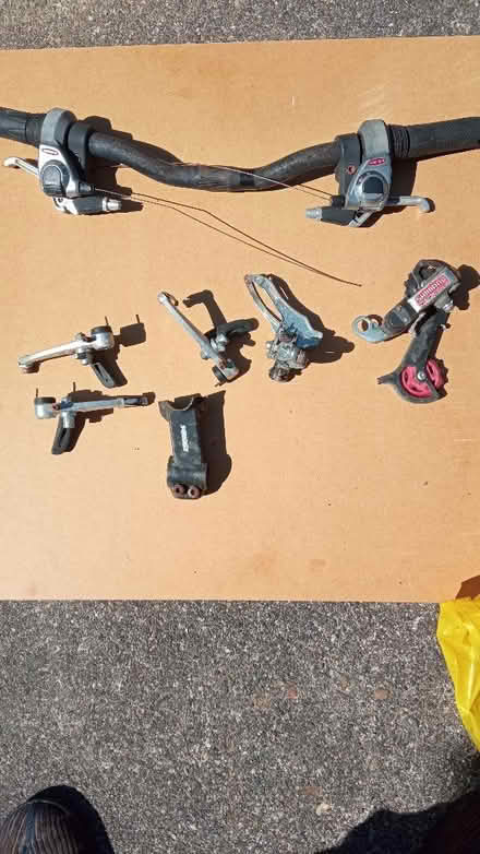 Photo of free shimano Bike Bits (Bracknell Forest GU47) #1