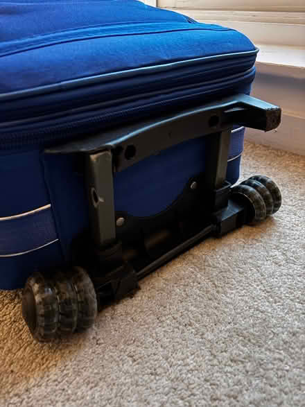 Photo of free Blue cabin suitcase (damaged wheel) (Battersea SW11) #2