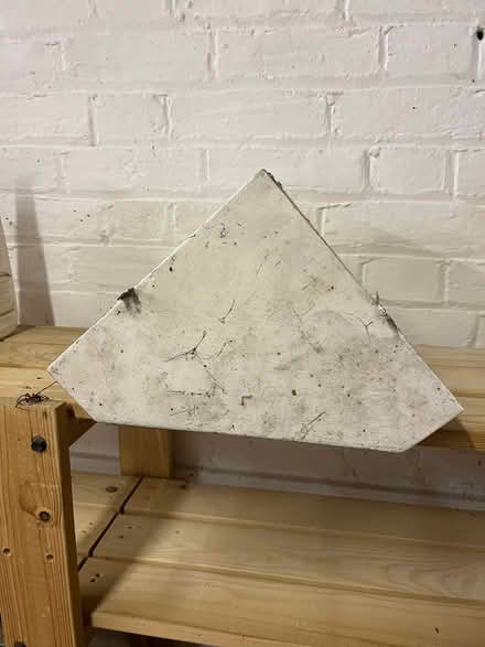 Photo of free Vintage bathroom corner cupboard (High Wycombe HP13, Amersham Rd) #3