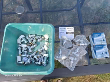 Photo of free New Radiator RTV valves (Prestbury GL52) #1