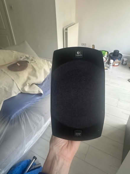 Photo of free Projector, screen, mini speakers (KT2 Lower Kings Road) #1