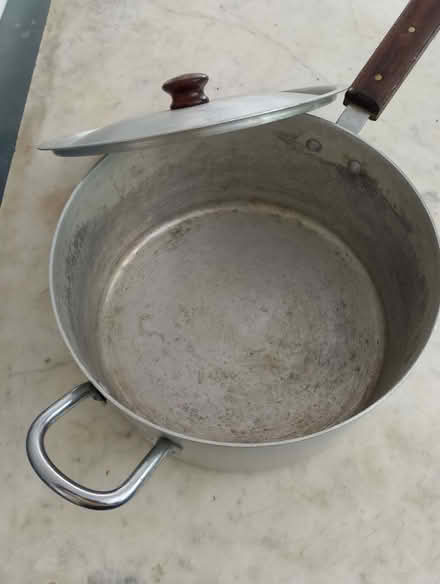 Photo of free Large saucepan 24cm 9.5 inches (Ballards CR2) #2