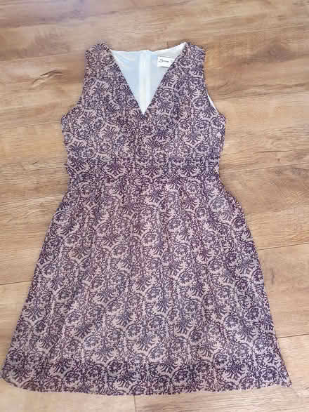Photo of free 2x size 10 summer dresses (Tottenham N18) #1