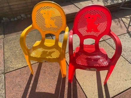 Photo of free Children’s chairs (Caldecott OX14) #1