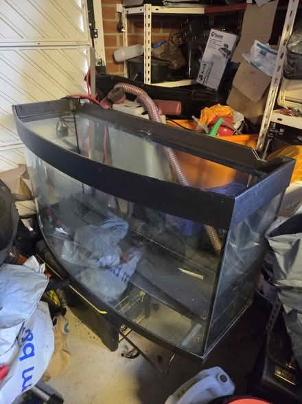 Photo of free 4ft fish tanks (Stotfold) #2