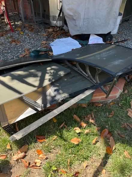 Photo of free plastic shade (terra linda) #1