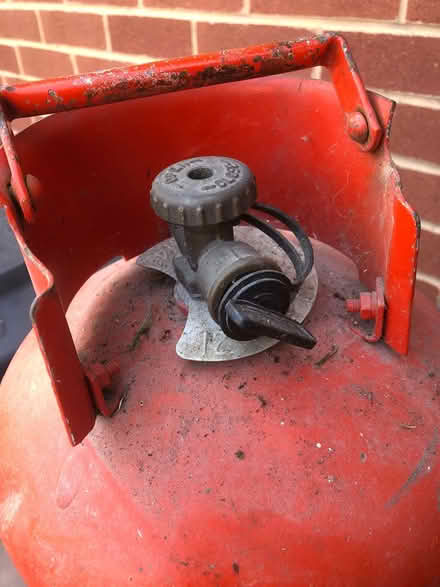 Photo of free Calor gas bottle I (Adel LS16) #2