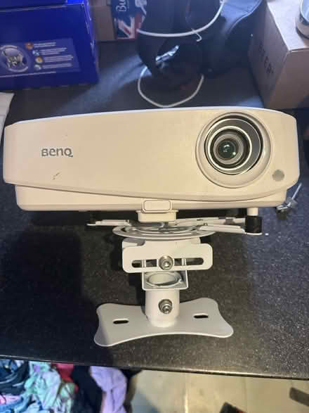 Photo of free Projector, screen, mini speakers (KT2 Lower Kings Road) #2