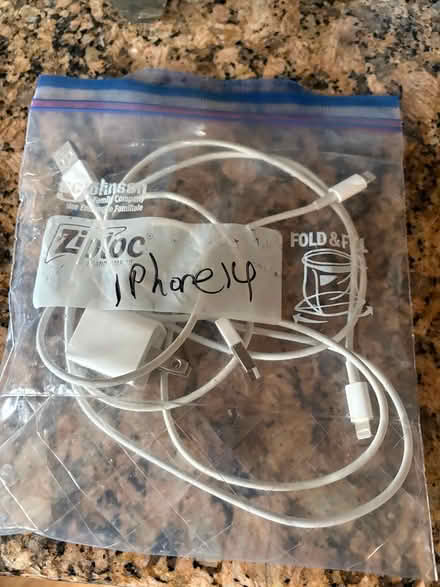 Photo of free iPhone 14 charger (Sunnyvale, CA Ponderosa Park) #1