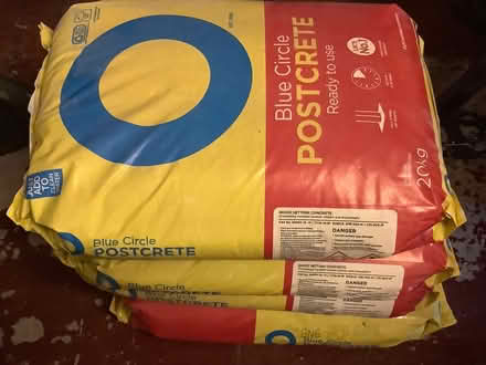 Photo of free 4 x 20kg bags of postcrete (Duffield DE56) #2