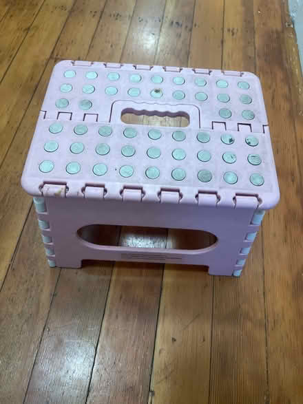Photo of free pink step stool (West Oakland) #1