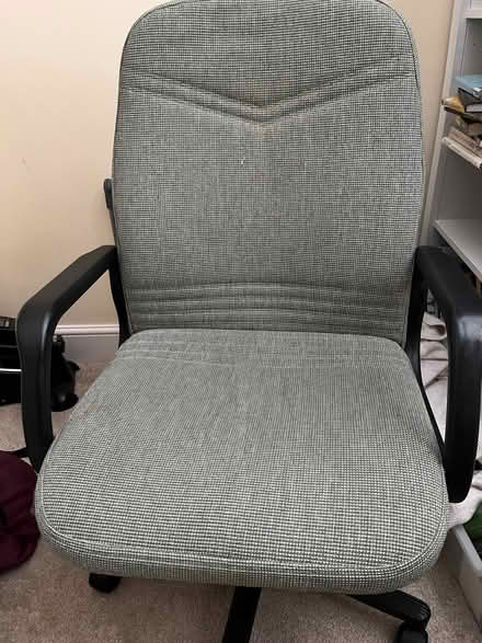 Photo of free Office chair (Warsash SO31) #1