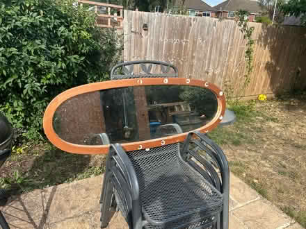 Photo of free Oval mirror (GL3) #1