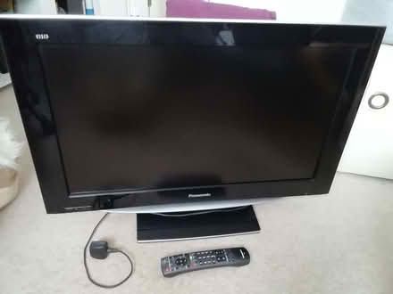 Photo of free Panasonic 32" TV (Barton-on-Sea BH25) #1
