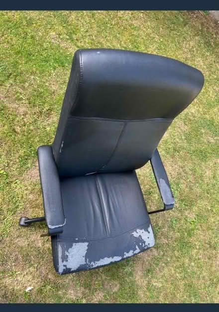 Photo of free Office chair (Worcester park KT4) #2
