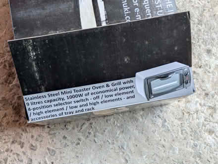 Photo of free Mini toaster oven and grill (Clieves Hills L39) #4