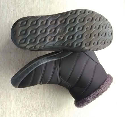 Photo of free Ladies booties size 37 (Putnoe MK41) #2