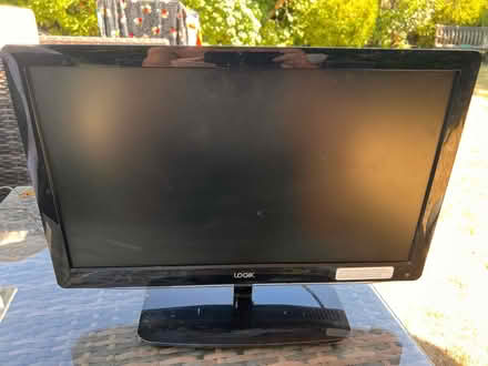 Photo of free Small 19” TV (TW16 Sunbury) #3