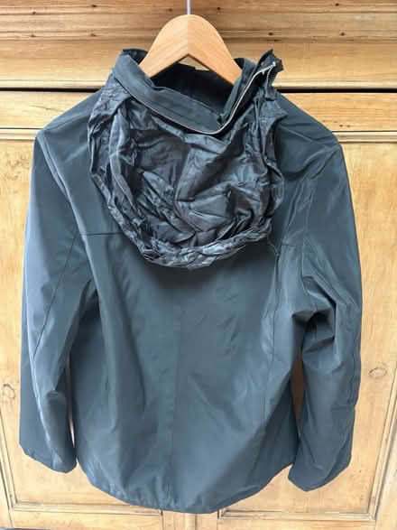 Photo of free Women’s rain coat (TW12 - Hampton Hill) #2