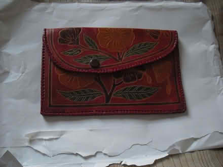 Photo of free Women's vintage leather purse with 1 compartment. (Grange Court E10) #2