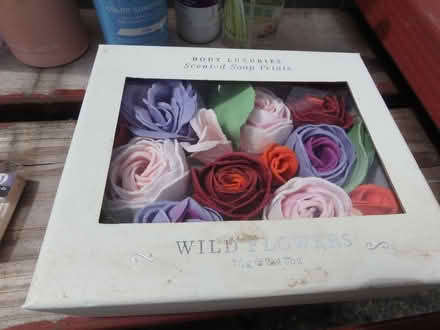 Photo of free Bath and Beauty Stuff (Interbay/Queen Anne) #3