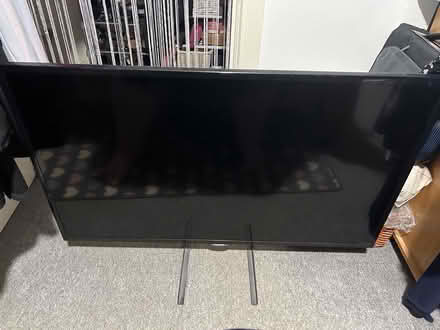 Photo of free Samsung flat screen (not smart) TV (Rowlands Castle PO9) #1