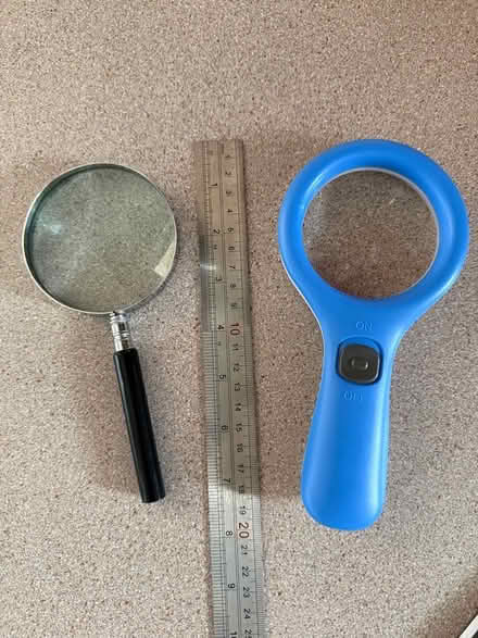 Photo of free Small magnifying glasses (Horndean PO8) #1