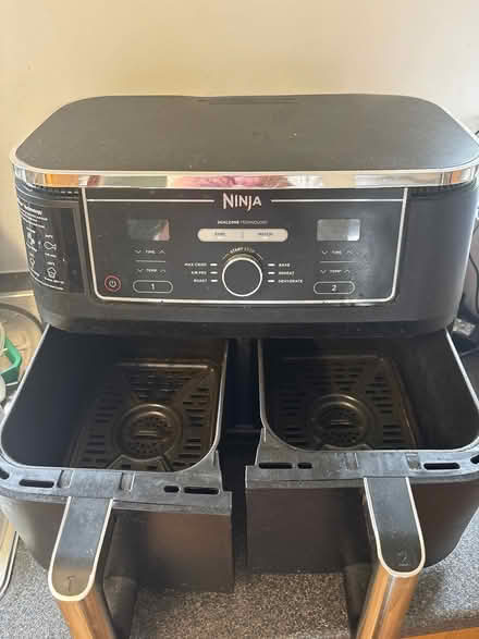 Photo of free Ninja air fryer 9 litre (Temple Cowley OX4) #1