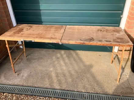 Photo of free Decorating table (Great Linford MK14) #2