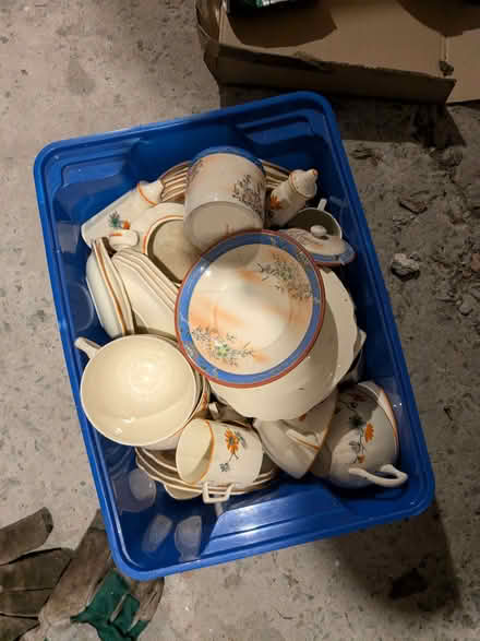 Photo of free Lovely old china (Clieves Hills L39) #1