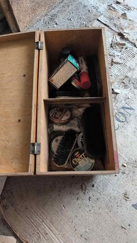 Photo of free Shoe cleaning box (Aldwick PO21) #2
