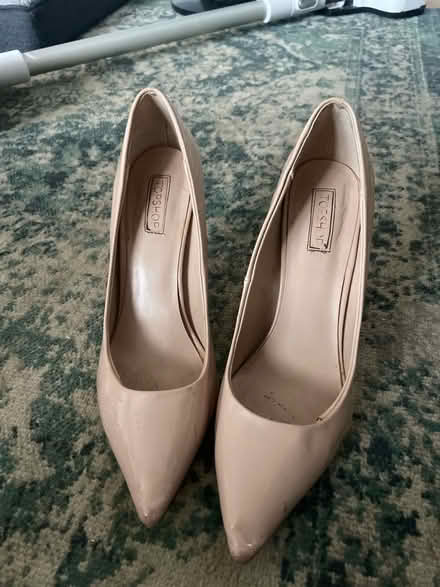 Photo of free Top shop nude heels size 6 (North shields NE30) #1