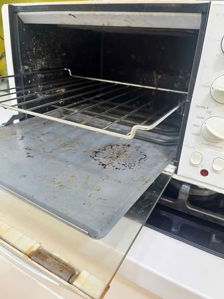 Photo of free Mini oven & toaster (Kenmore brand) (Lawrence Expwy & Monroe Street) #3